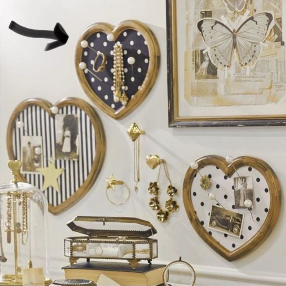 ISO PB Teen Emily & Meritt Black and White Wall Pinboard